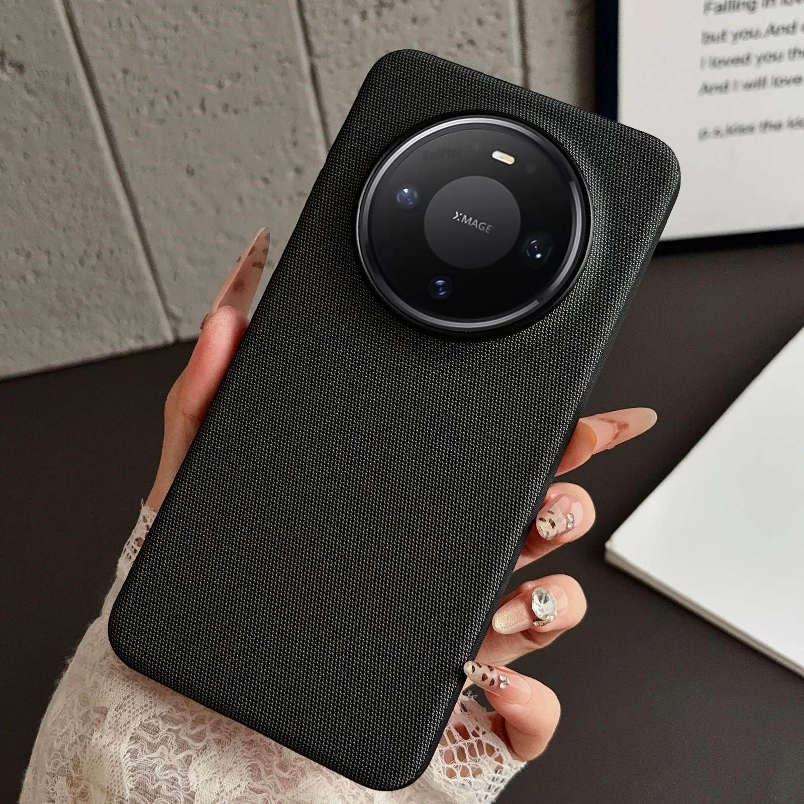 Premium Cloth Fabric Magnetic Wireless Charging Case with Metal Buttons and Anti‑Scratch Textured Back Cover