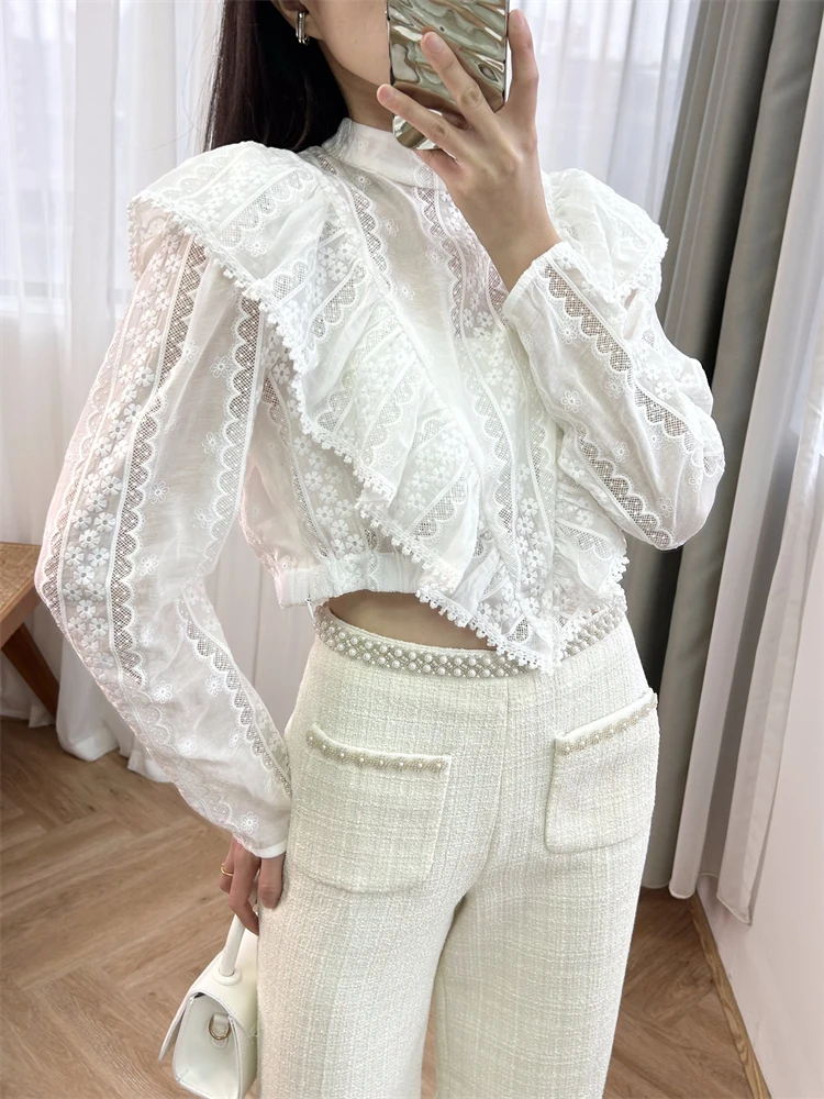 fairy-and-sweet-french-elegant-embroidery-with-lace-and-lace-lace-hollow-white-round-neck-women's-short-shirt-top