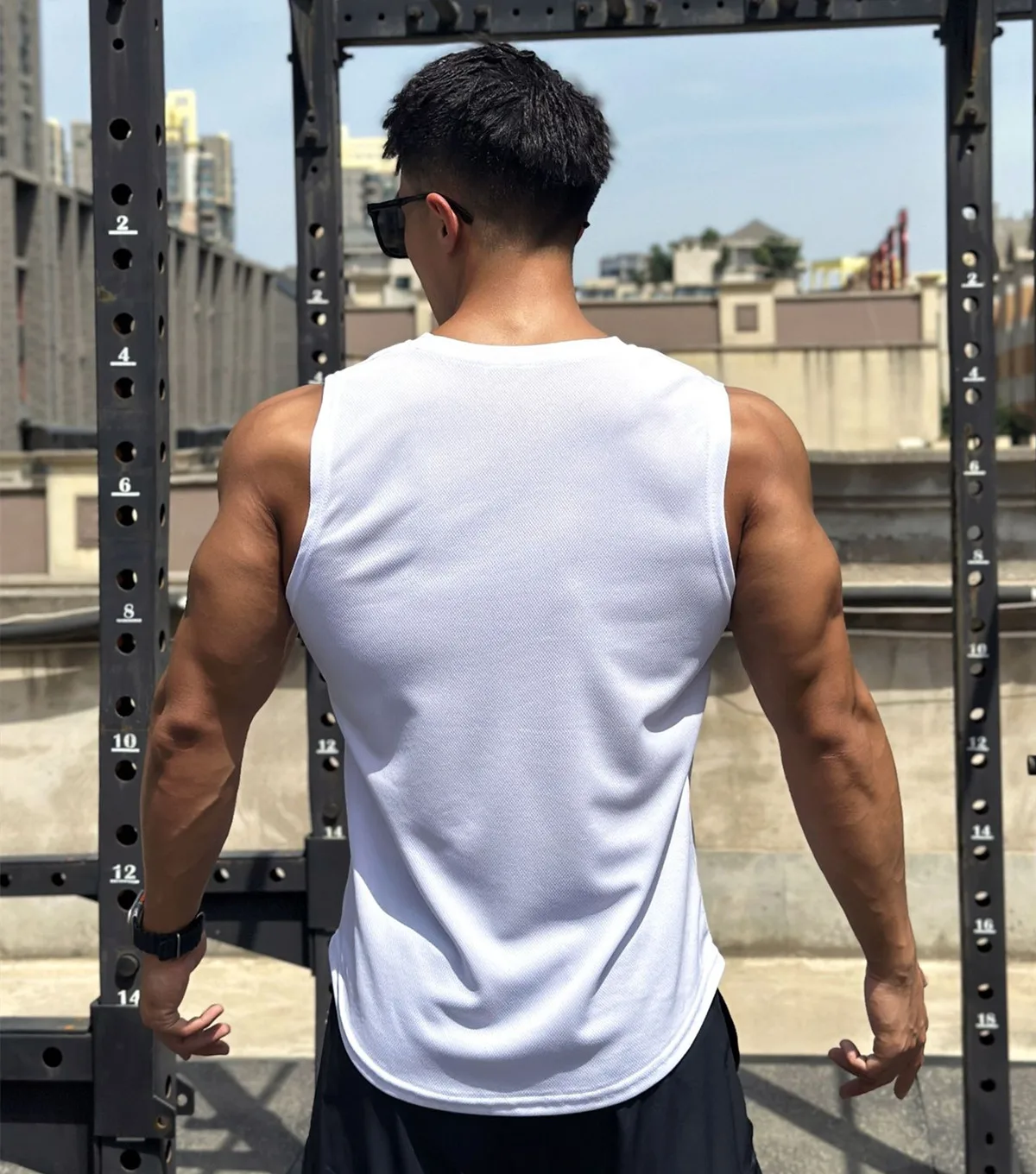 Summer New Trend Quick Dry Bodybuilding Tank Top Men  Fitness Sleeveless Shirt Male Casual Singlet Vest Summer Training Clothing
