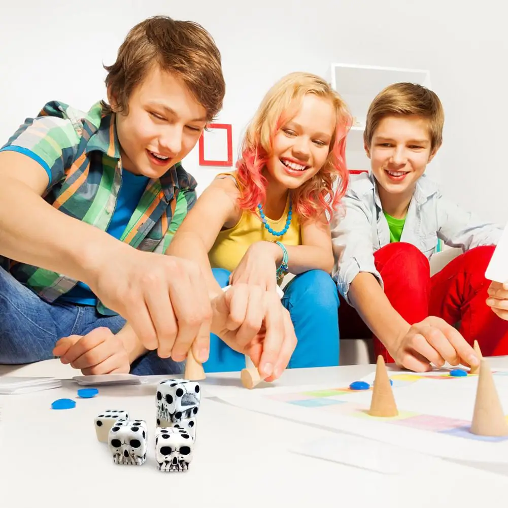 Dice Toy Halloween Party Club Six Sided Skeleton Dice Funny Design Skull Round Corner High Quality Boutique Game
