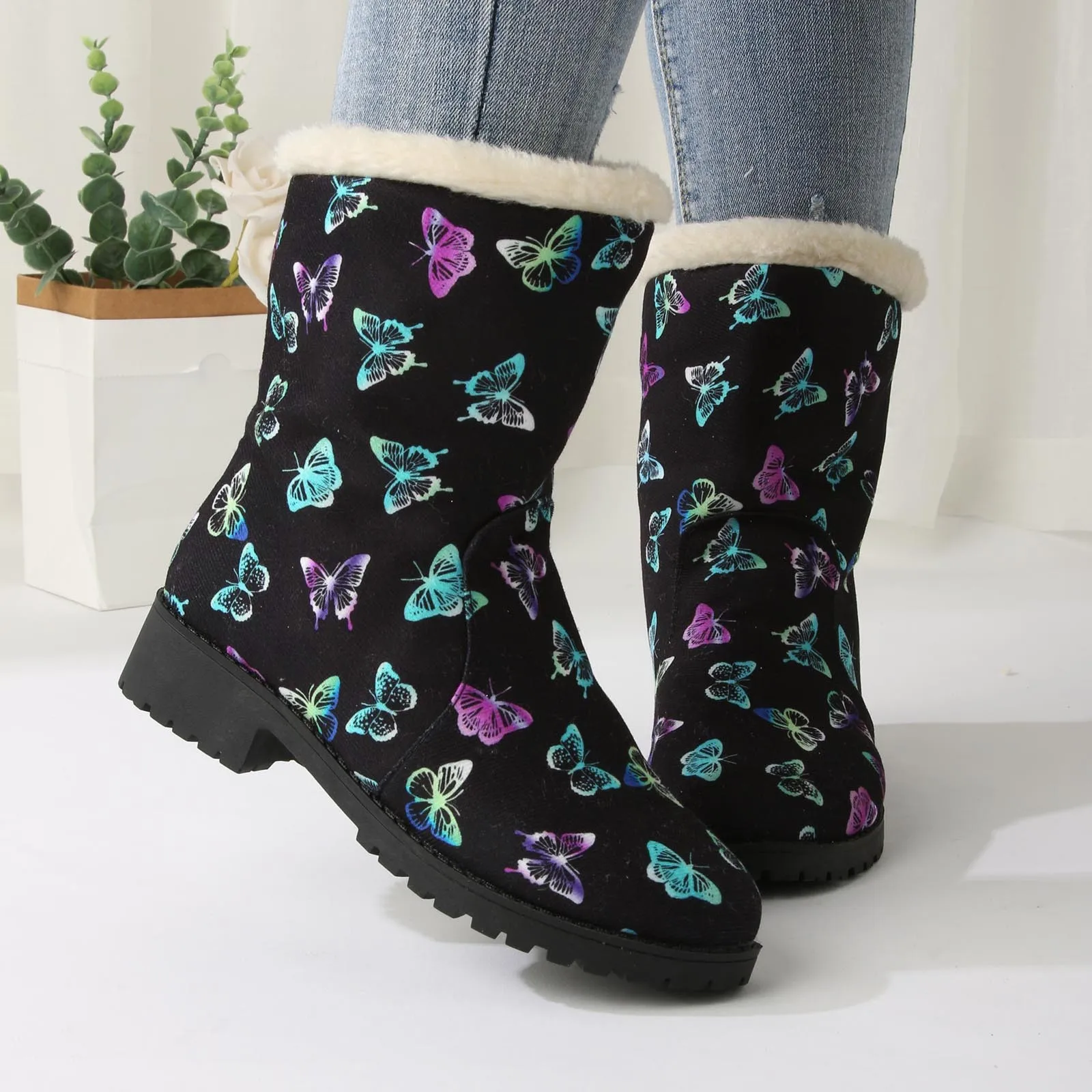 

Thick Plush Snow Boots Women Snow Boots Trendy Butterfly Print Cotton Winter Keep Warm Cotton Padded Shoes Boots Ankle Booties