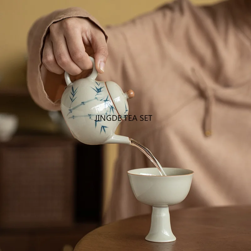 120ml Chinese handmade ceramic teapot small capacity pear shaped hand-painted bamboo leaf Kung Fu tea set