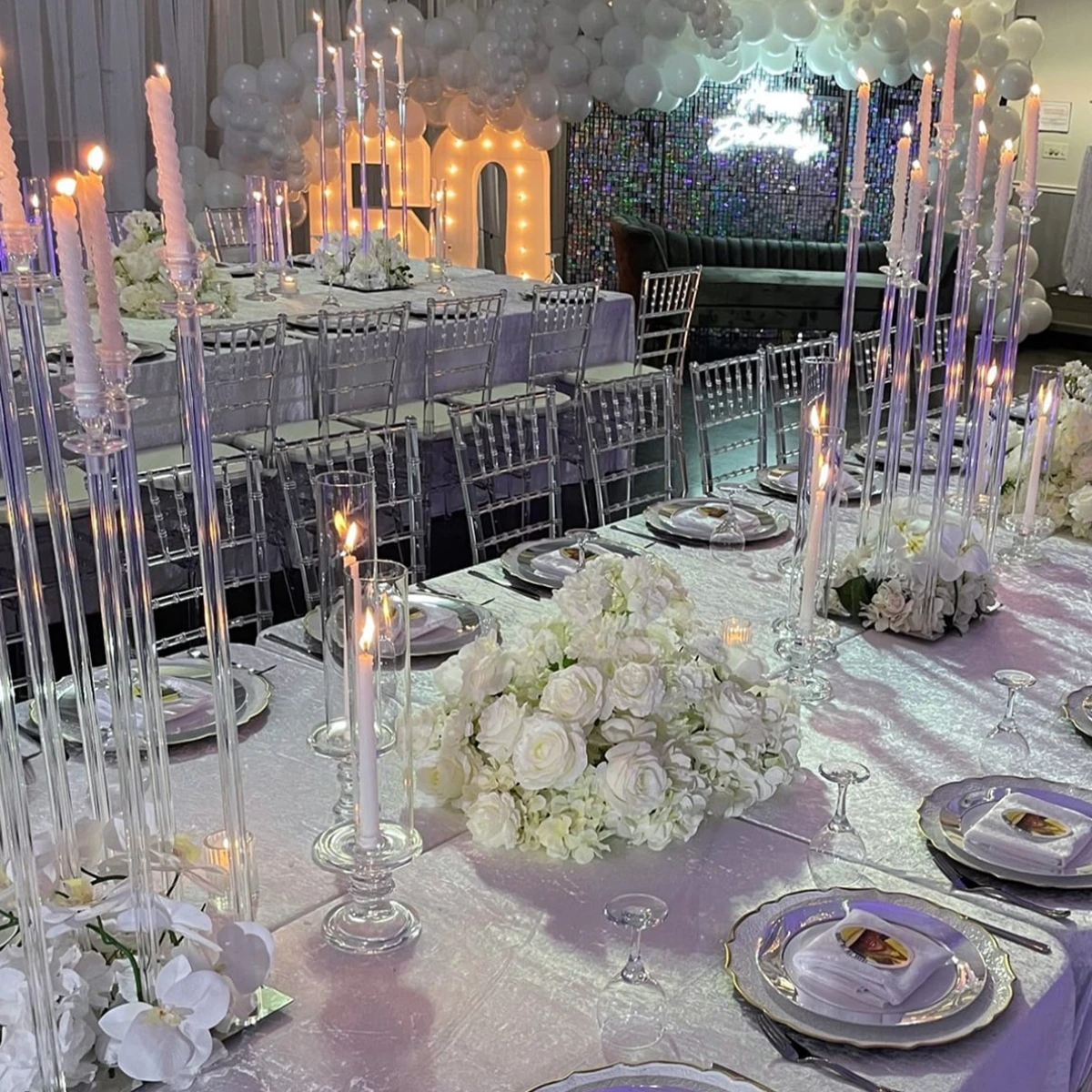 Candelabri in acrilico a 10 bracci per tavoli di nozze, portacandele alti da pavimento trasparente con paralume rimovibile per feste di compleanno decorazione della casa, adatti per candele LED da 2,1