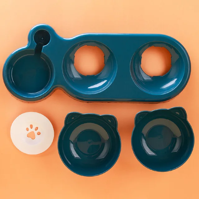 3-in-1 Cat Feeder Set 4