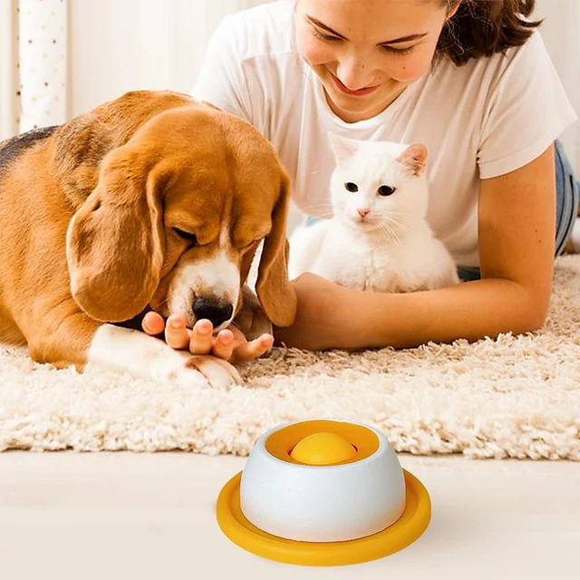 Pet Lick Mat Yogurt Licking Plate Anti-spill Slow Food Plate Feeder for Dogs Cats Promotes Dental Health Bite Resistant Toy 2