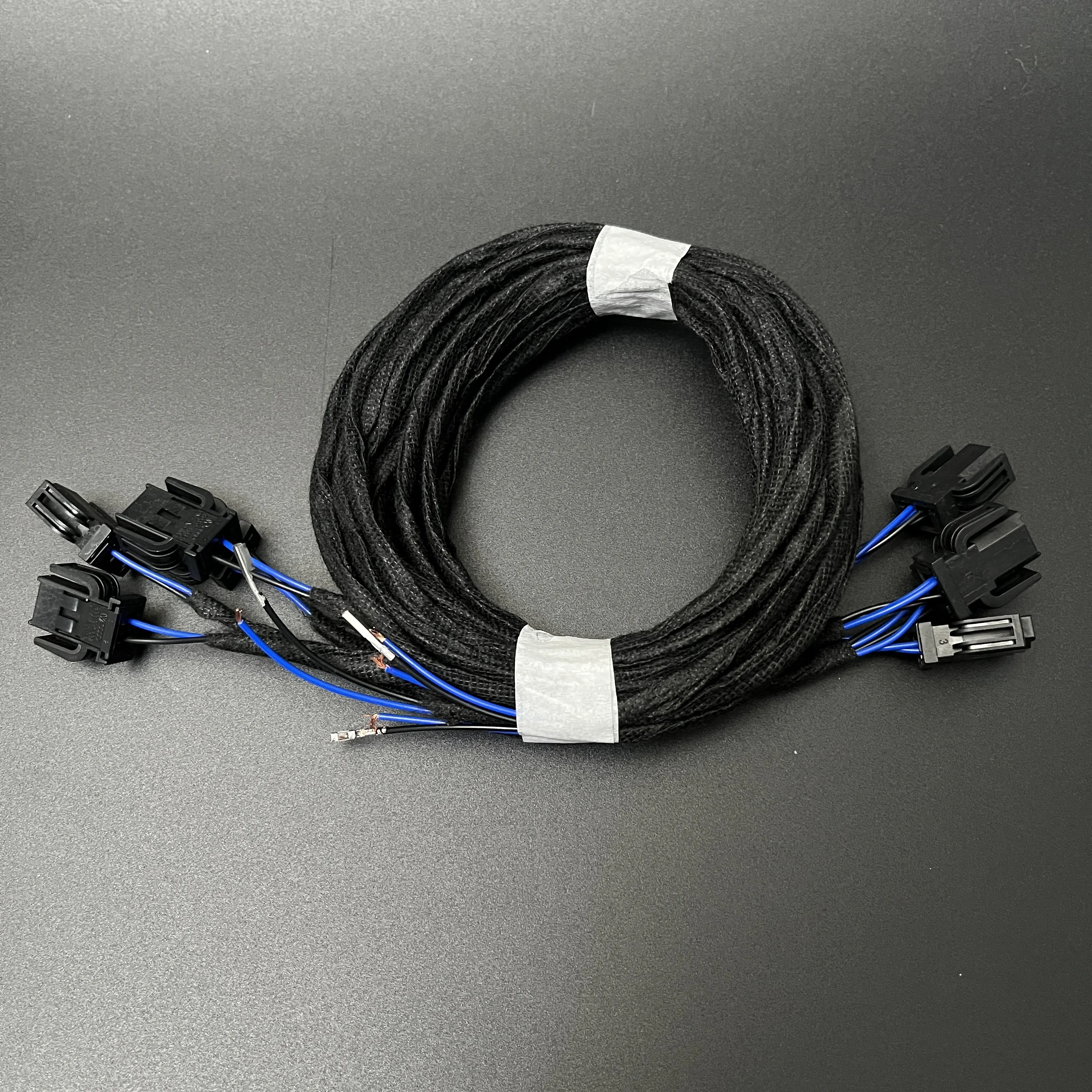 �ƿ�� A3 A4 A5 A6 A7 A8 Q3 Q5 TT 8KD�� OEM ���� ��� ���� ���̺� 947411   8KD 947 411 8KD 947415   8KD 947 415 �ڵ��� ���� ��ǰ