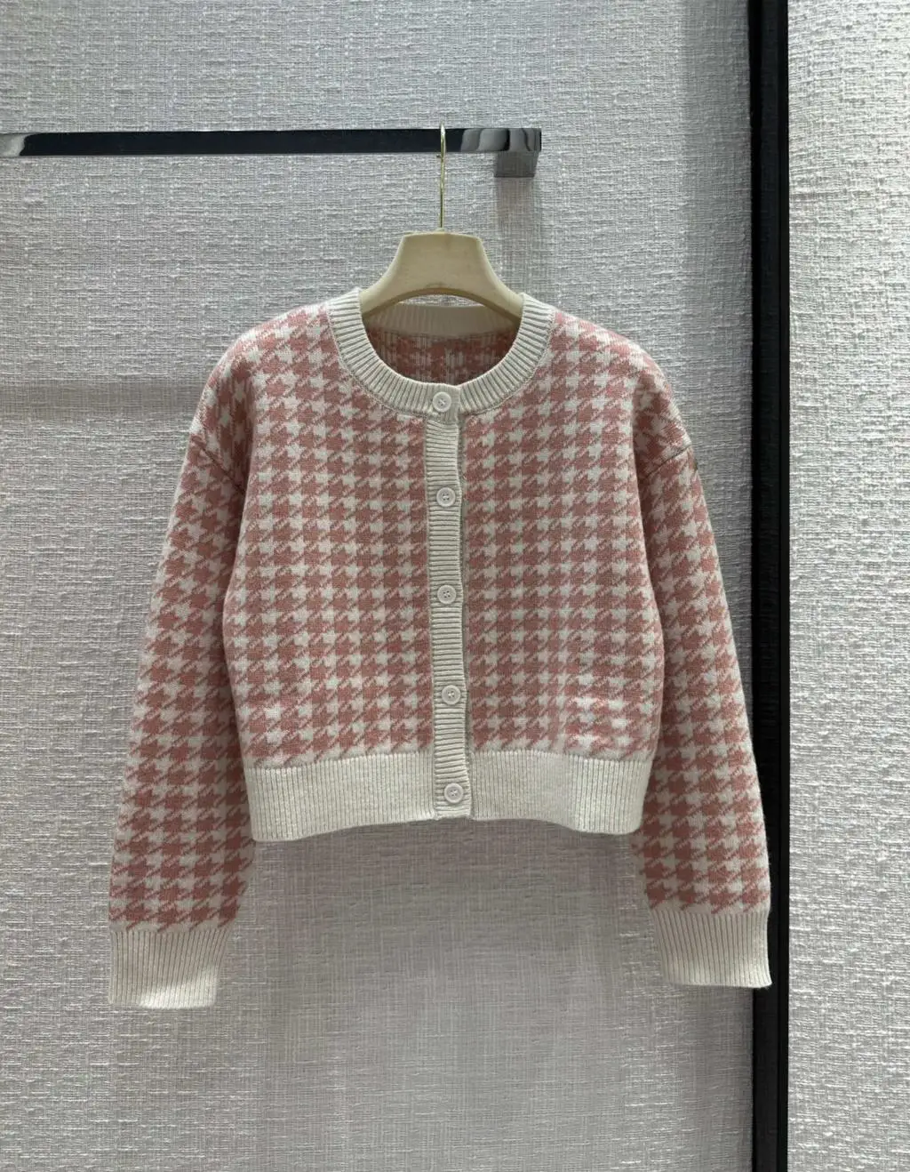 

2023 Women's Clothing pink knit cardigan with a thousand birds check cardigan Autumn Winter New 10/10