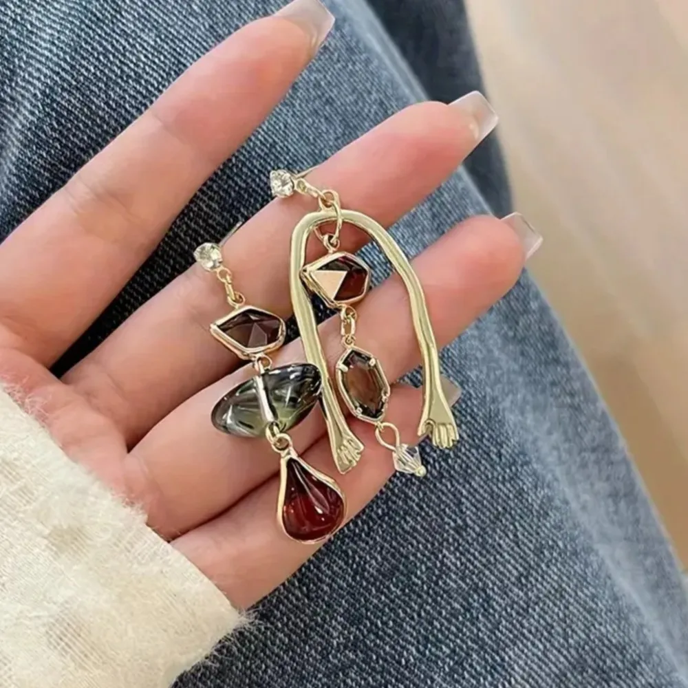 Elegant Simple Style Asymmetrical Gem Zircon Dangle Earrings for Women Vintage Chic Statement Earrings Daily Jewelry Wear