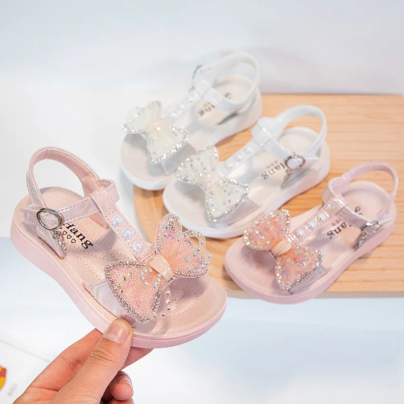 

Summer Girls Princess Sandals 2022 New Fashion Rhinestone Bow Children Beach Sheos Little Kids School Students Flat Casual Sheos