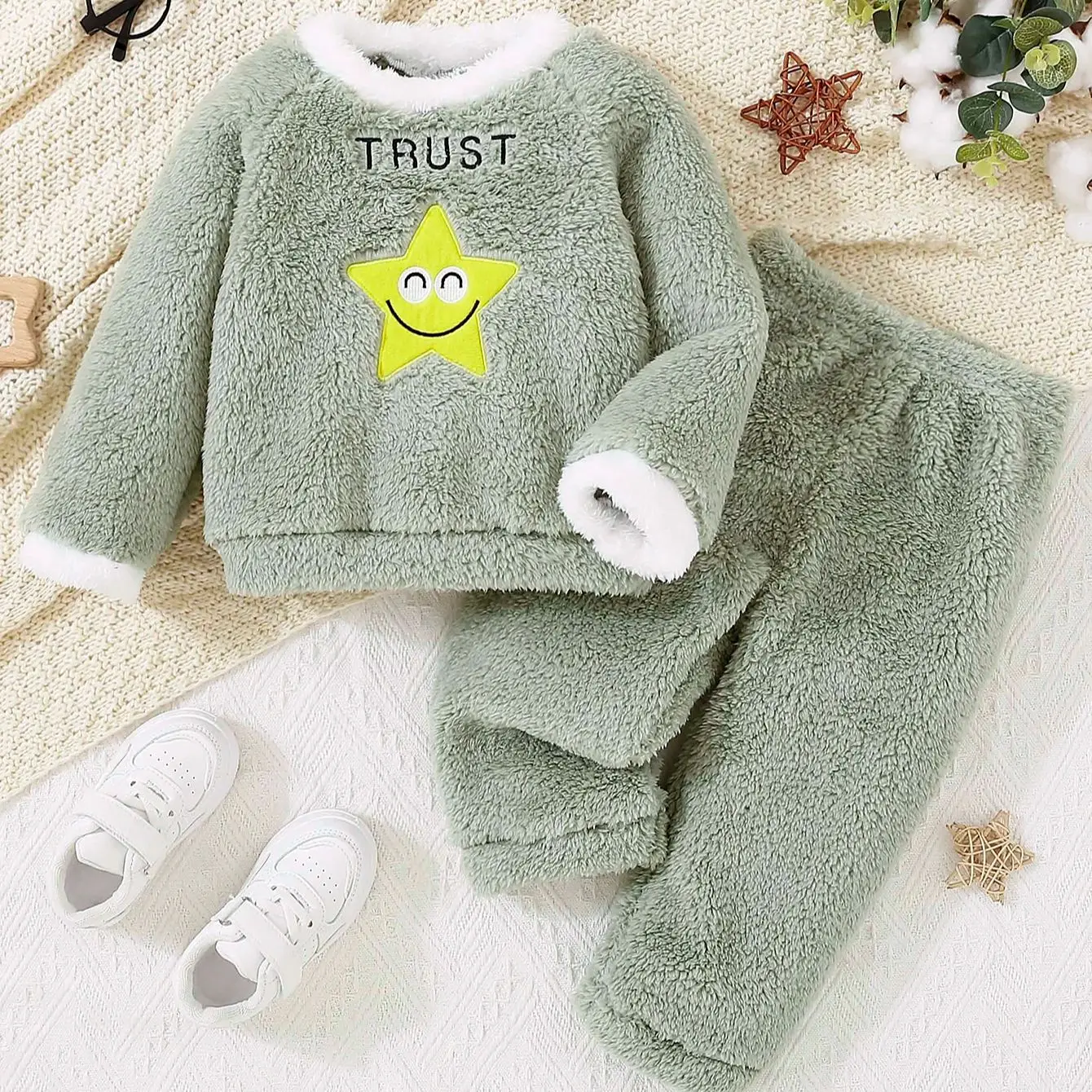 Unisex Çocuk Günlük Sonbahar Kış Peluş Uzun Kollu+Uzun Pantolon İki Parçalı Set Yumuşak Rahat Giyim Erkek ve Kız Çocuklar İçin