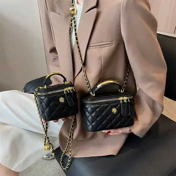 Rhombus Pattern Box Bag