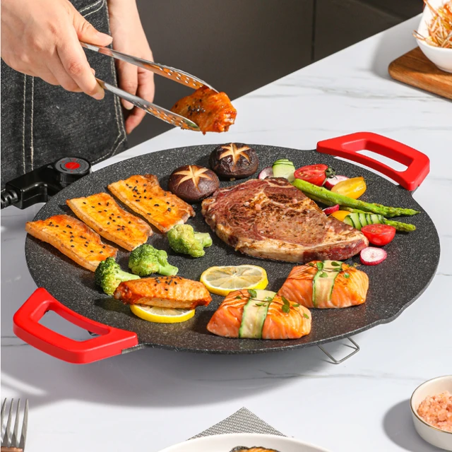 Mini Electric Grill and Hot Pot, 2 in 1 Portable Electric Hot Pot Barbecue  Grill Non-Stick Teppanyaki Pan 110V Multifunction Nonstick Griddle & Hot