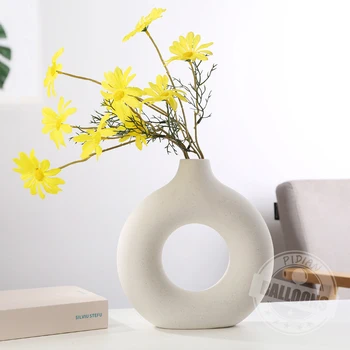 Circle Ceramic Minimalist Vase 1