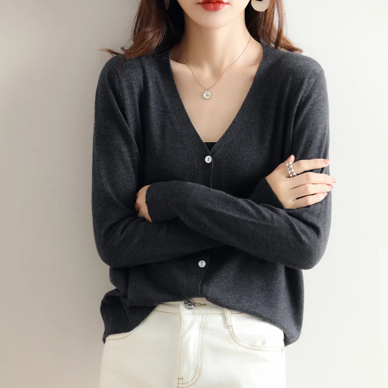 

Spring and summerwomans clothingsweater V-neck cardigan slim solid color long sleeve Korean fashion sweater sweater sweater 2024