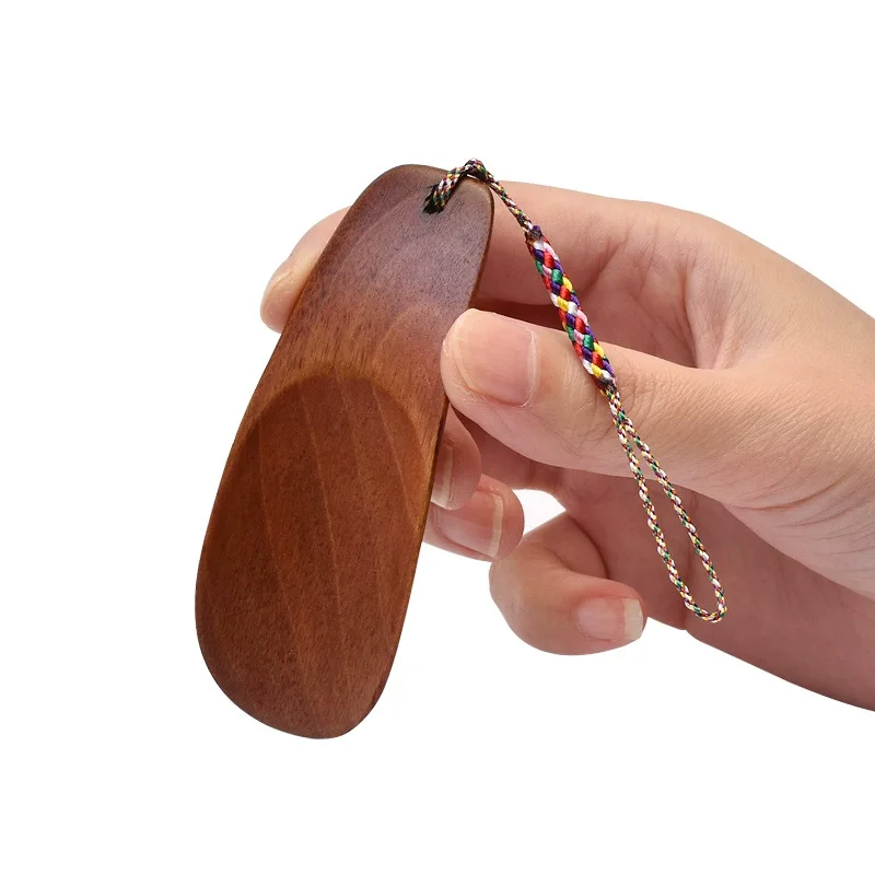 Tragbarer Mini-Schuhlöffel, Reise-Schuhlöffel aus Holz mit leichtem, handgefertigtem Schuhheber für ältere Menschen, einfaches Design mit Ferseneinstieg – Detail 5