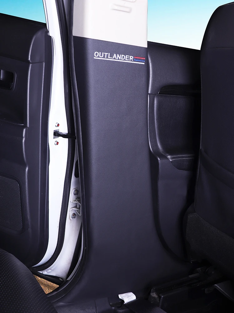 

For Mitsubishi Outlander 2013-2022 Middle pillar protection pad Anti-kick Mat Protector Side Edge Pad Car Door PU Sticker