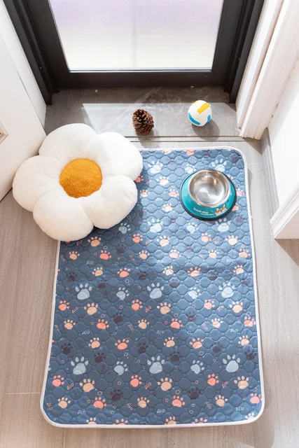 2pcs Cute Waterproof Pet Pee Pad Washable Puppy Training Pad Mat Reusable Anti-Slip Pee Pad Blanket Absorbent Diaper for Dog Cat 5
