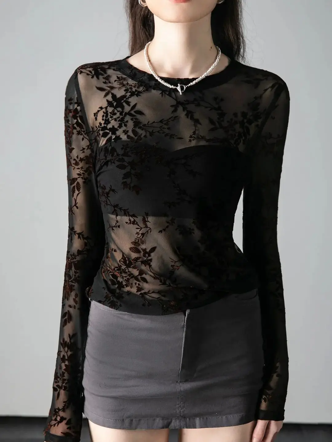 Autumn Round Neck Long Sleeve T-shirt Women's Fashion Slim Fit Fashion Trend See Throught T Shirts Flocking Flowers Tees 2