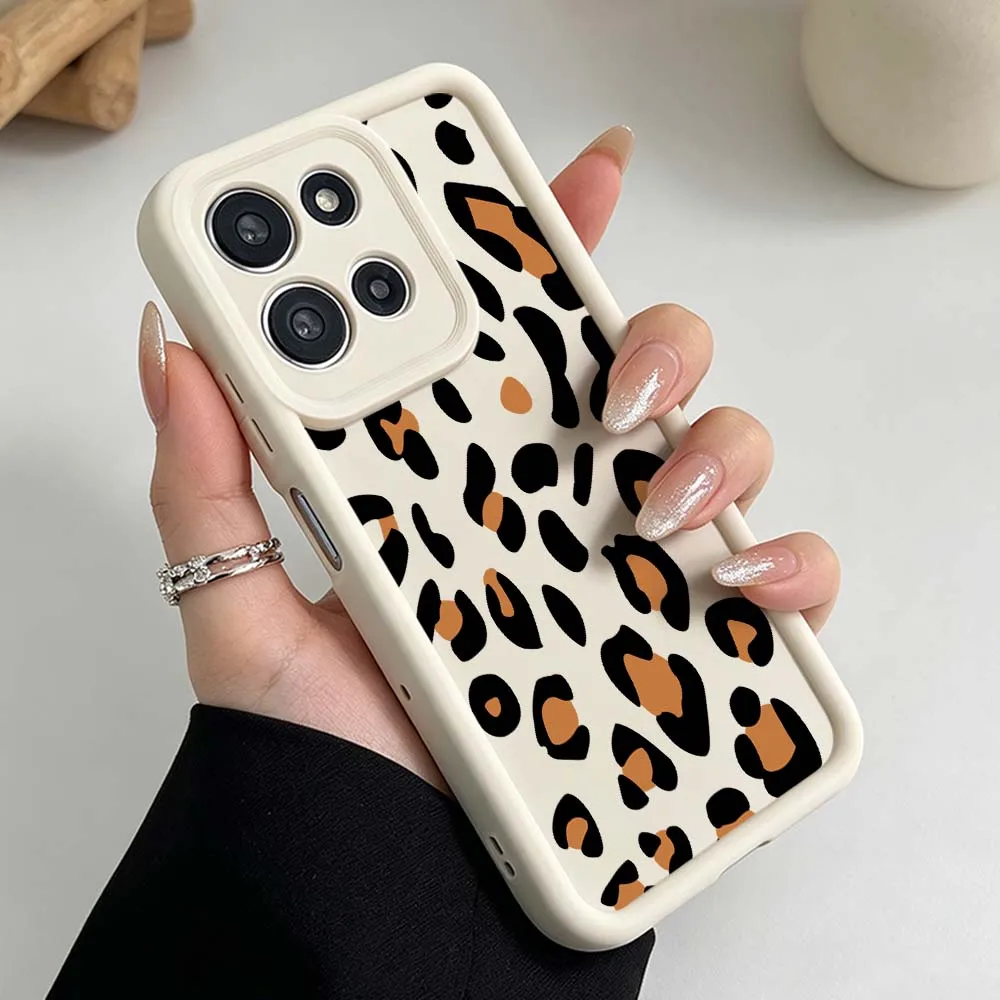 Luxury Leopard Print Cover - Stylish and Durable Phone Case with Fusion Eye Ladder Design