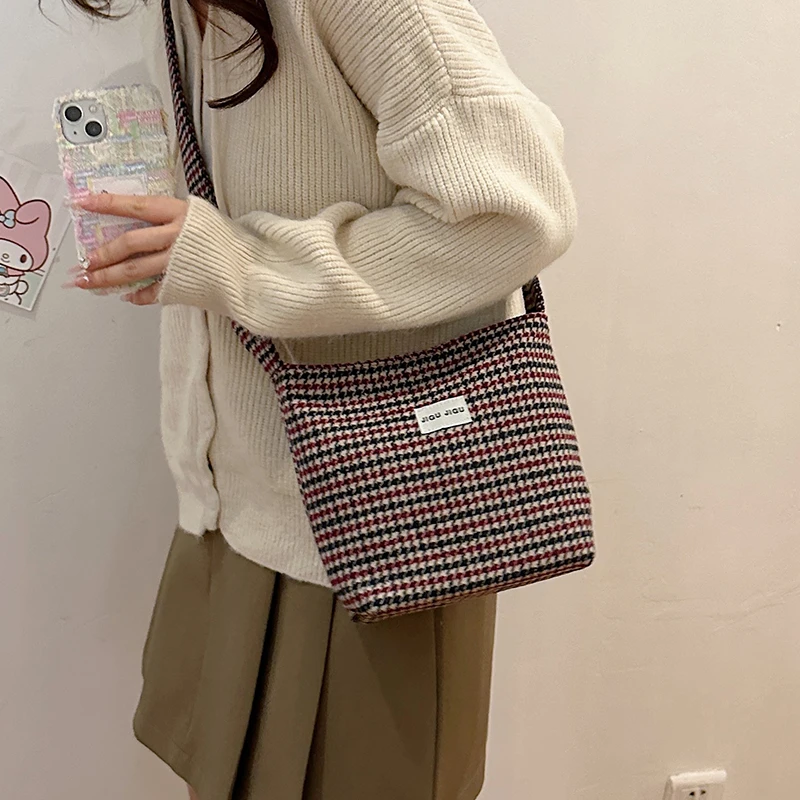 

Ladies Light Comfort Fine Workmanship Zipper Open And Close Shopping Shopping Commuting Single Shoulder Oblique Span Bag