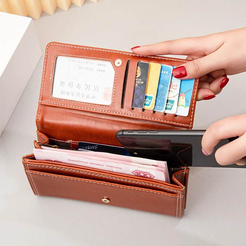 Women's long 2021 new oil wax Wallet Zipper large capacity handbag