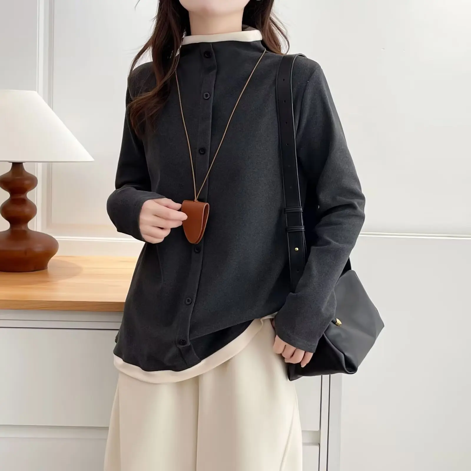 XXXXL Fashion Plus Size Women's T-Shirt New Autumn And Winter Style Stylish Single Breasted Fleece Warm Base Tops 2555