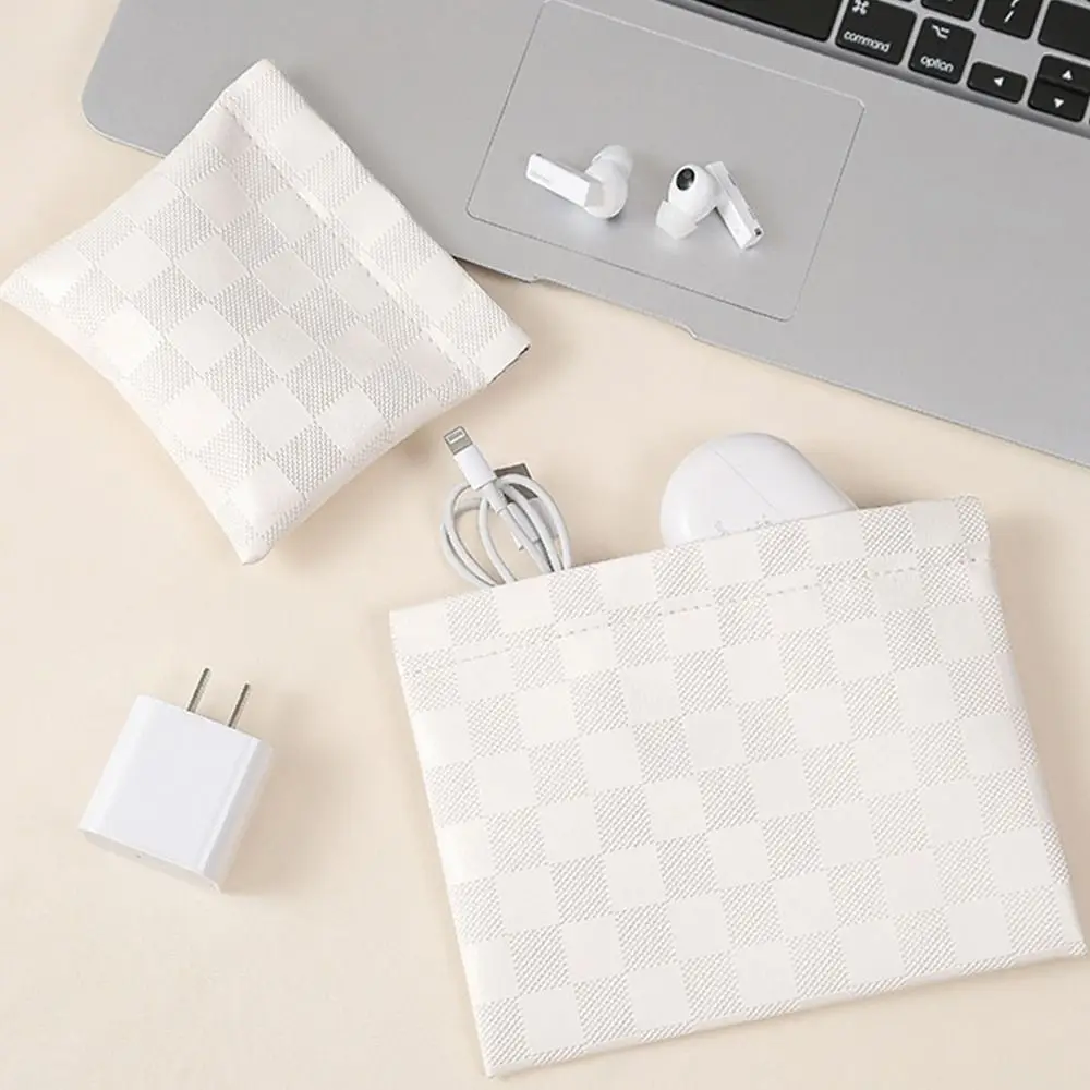 

PU Chessboard Grid Coin Purse Portable Chessboard Grid Self-closing Cosmetic Bag Leaf Spring Bag Girls