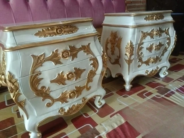 Hand carved solid wood king bedroom bed set modern design style 5 Hand carved solid wood king bedroom bed set modern design style 5