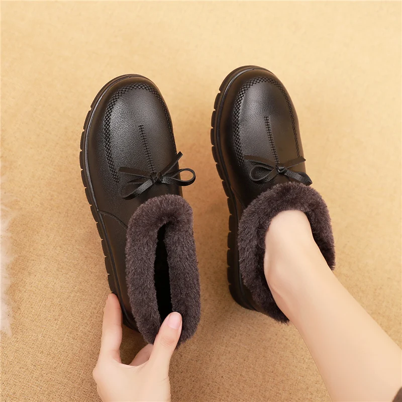 Women Boots Leather Slip On Winter Shoes Ladies Warm Plush Fur Snow Boots Women Outdoor Casual Cotton Shoes free shipping