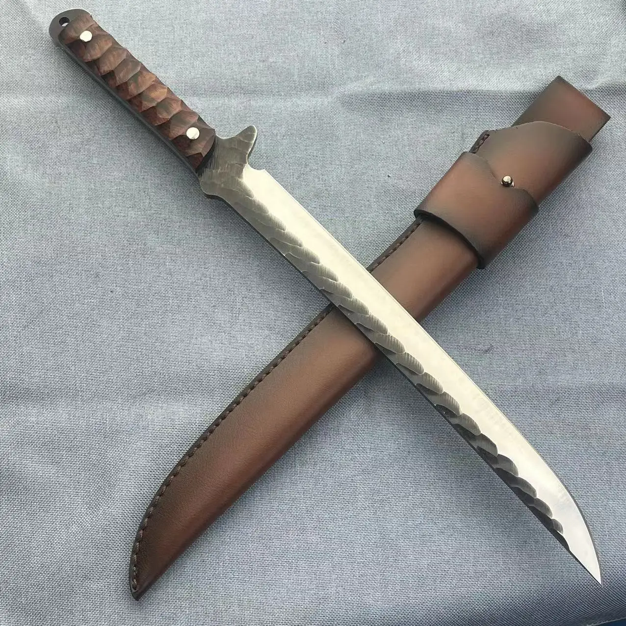 

12 Inch Sashimi Knife Chefs Cleaver Tynny Slicing Sushi Ham 10Cr15MoV Steel Blade Handmade Forged Kitchen Knives Wood Handle