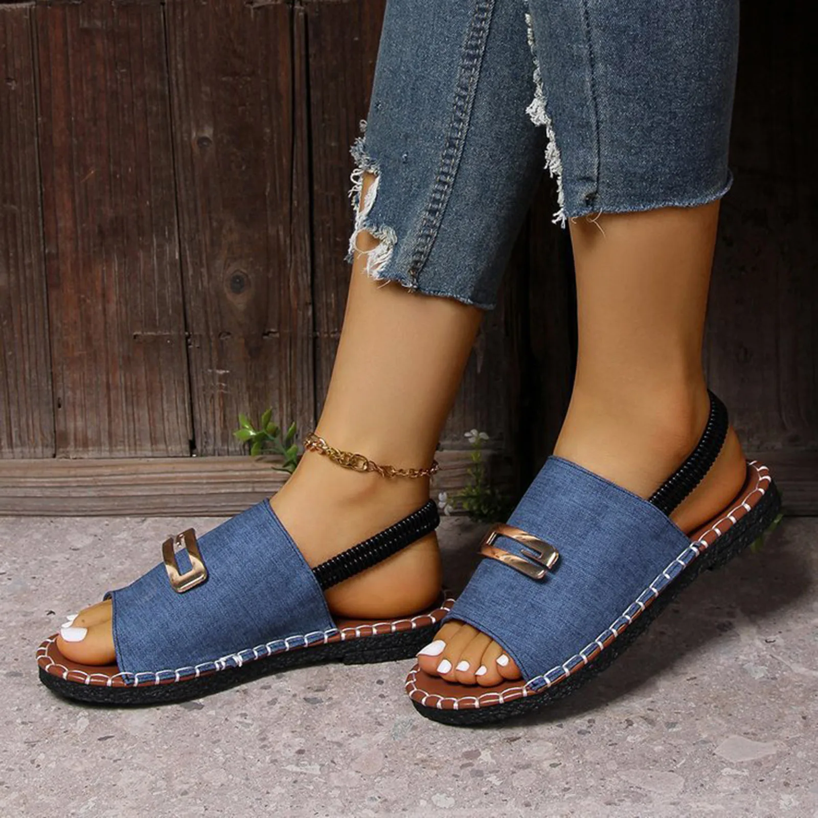 صندل كعب نسائي مدبب مقاس 43