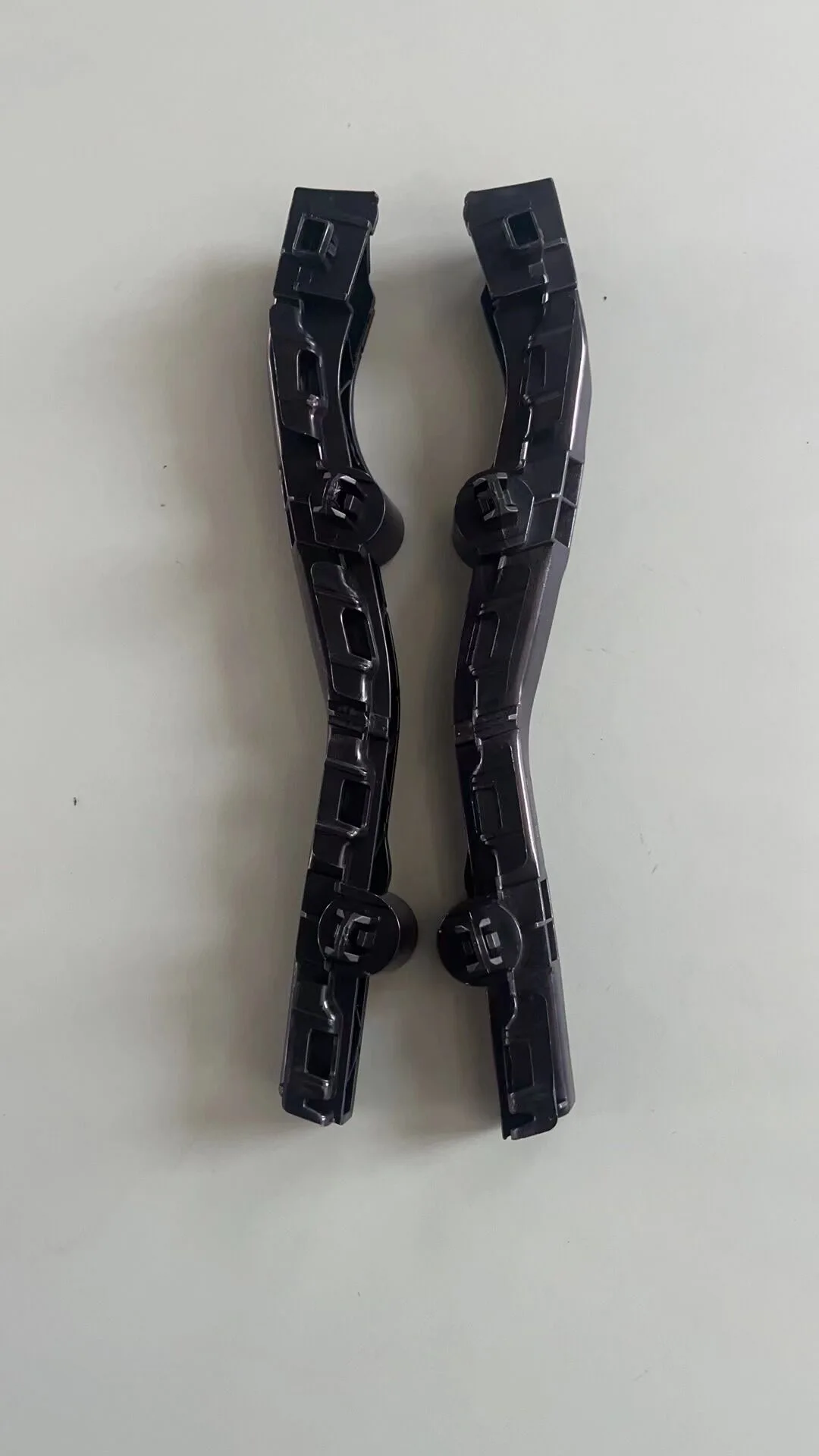 1pc 68081559AA 68081558AA front bumper rack for dodge avenger 2011 14