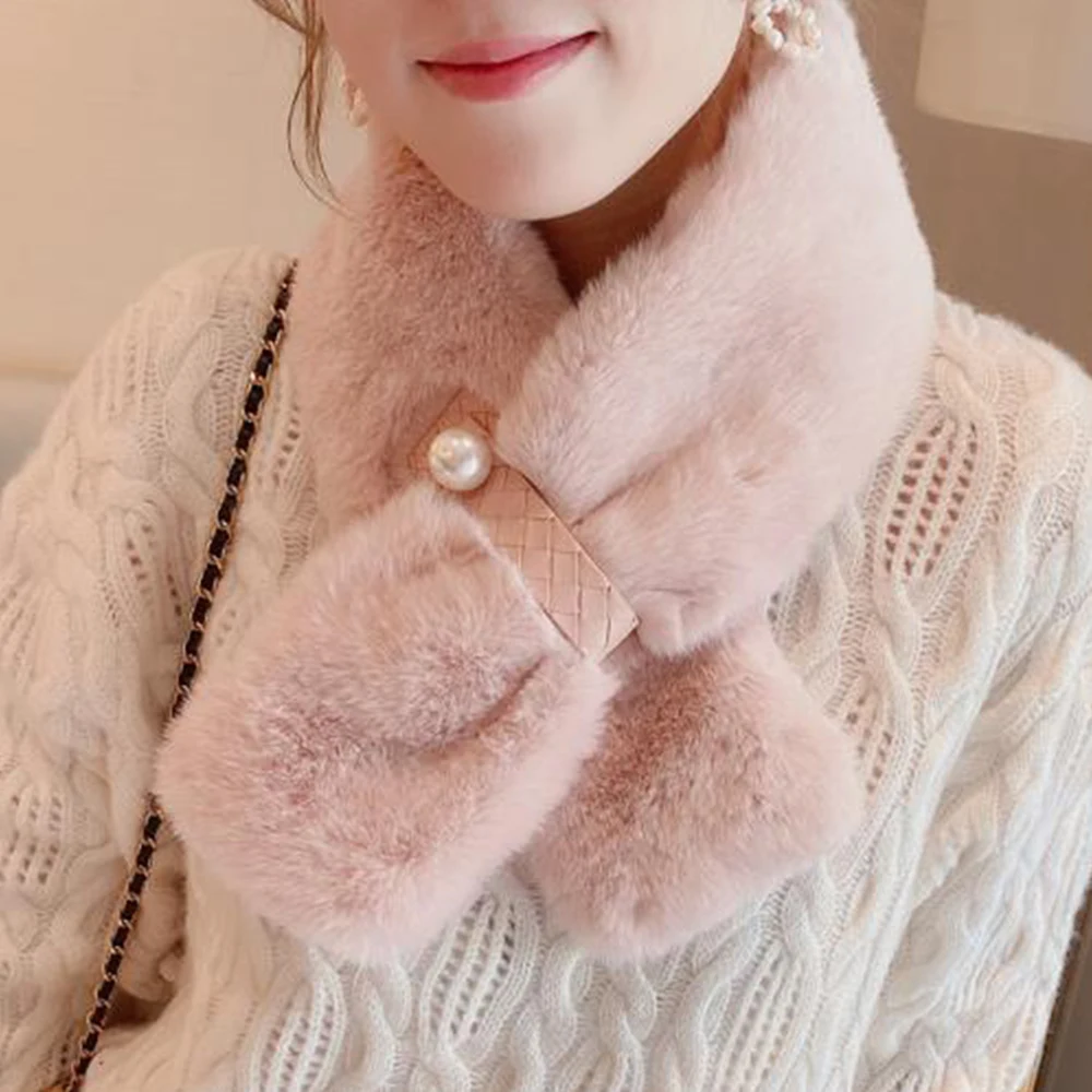 Рисунок 4 - Плюшевый шарф Winte с перекрестной