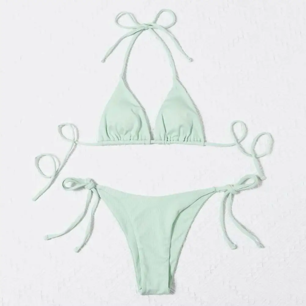 Рисунок 2 - женский купальный костюм с лямкой