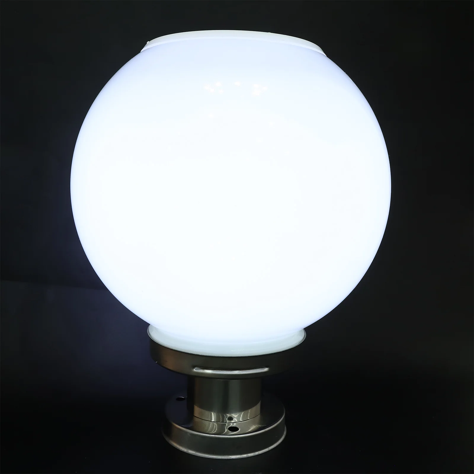 

Внешняя лампа на солнечной батарее в форме шара