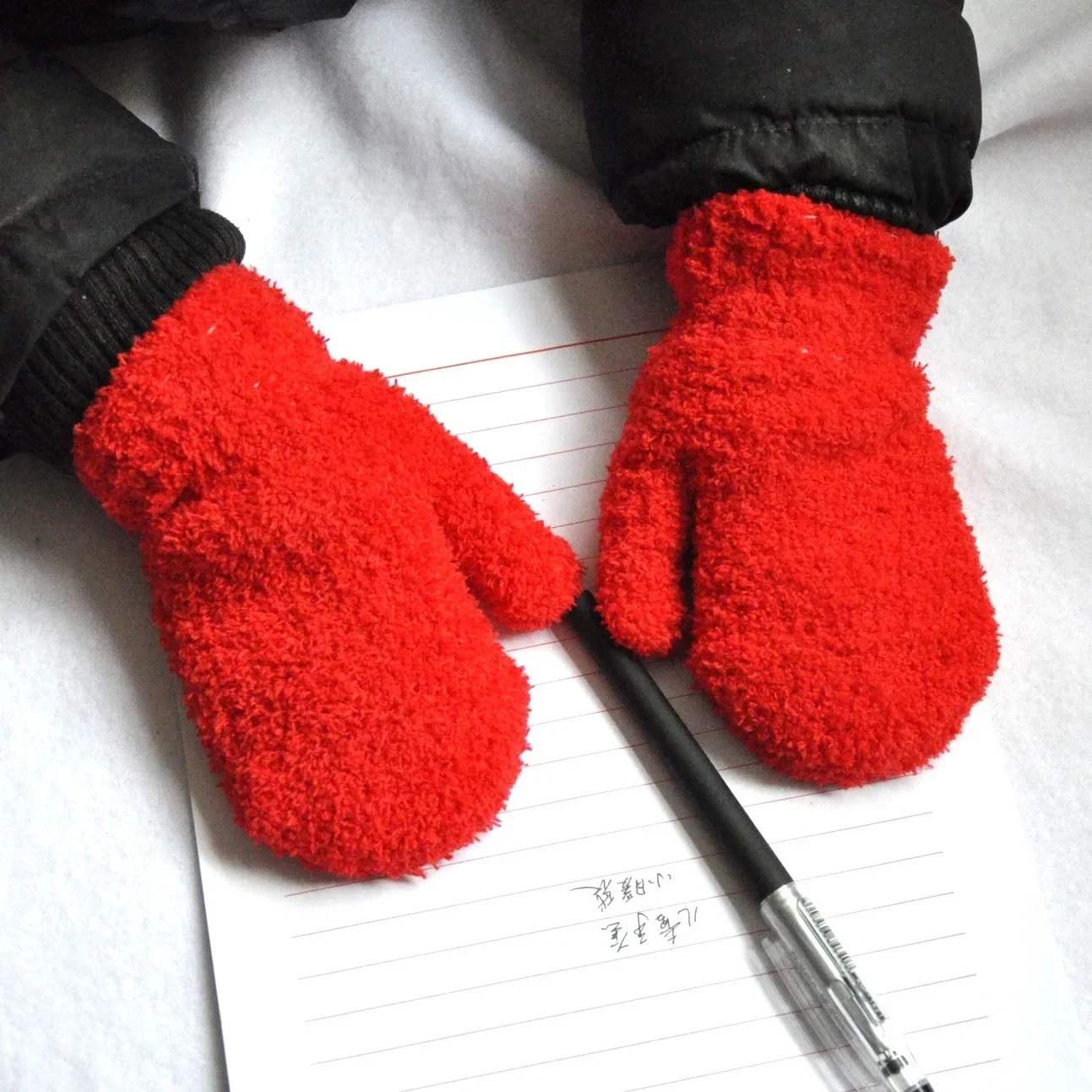 Children's Short Gloves Winter Coral Velvet Children's Solid Knit Plush Full Finger Mittens Autumn And Winter Warm Gloves