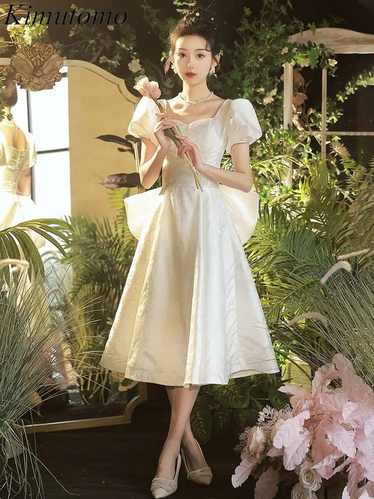 

Женское Обручальное платье средней длины, белое ТРАПЕЦИЕВИДНОЕ ПЛАТЬЕ с большим бантом, квадратным вырезом и короткими рукавами-фонариками, с цветочным принтом и венами