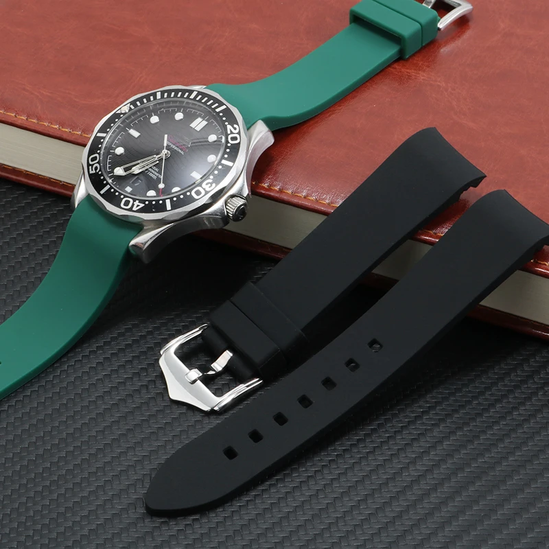Universal Waterproof Silicone Watch Strap 18/19/20/21/22/24mm Curved Interface Rubber Watchband