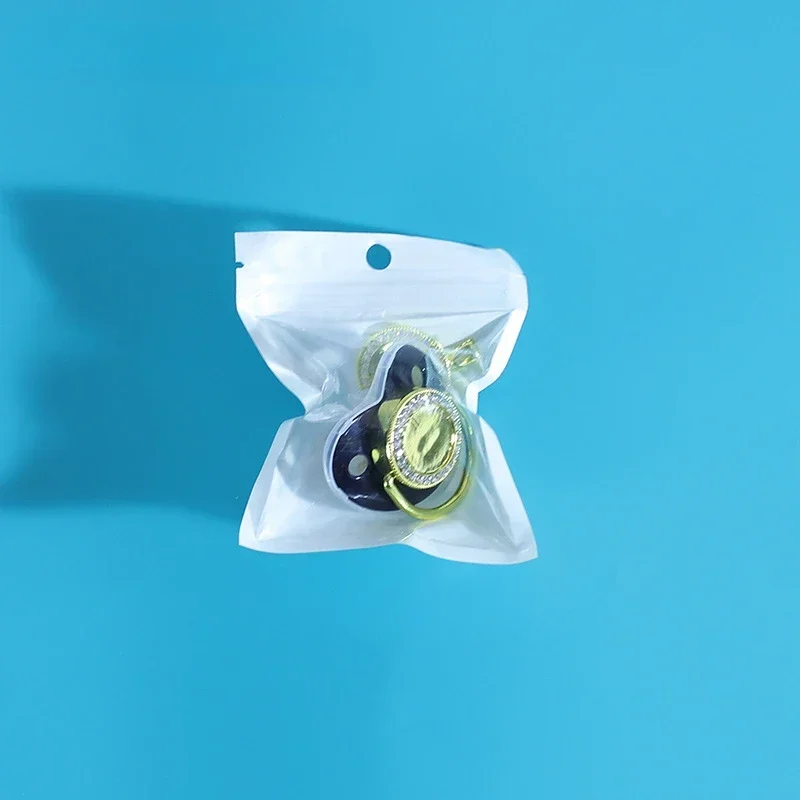 Рисунок 5 - Пустые Зажимы для соски-пустышки для новорожденных