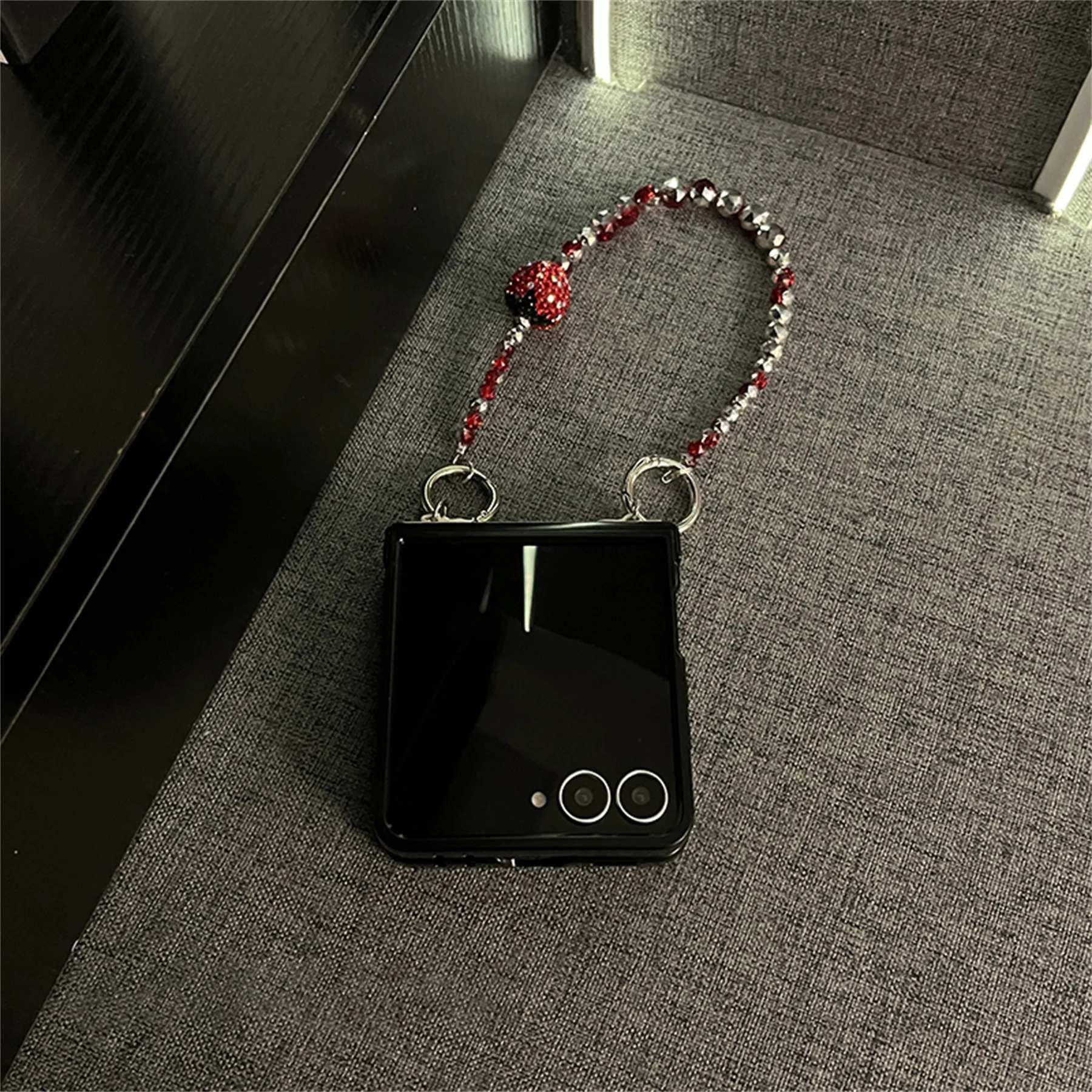 Chic Strawberry Flower Phone Case with Rhinestone Bracelet Chain - Shockproof Cover
