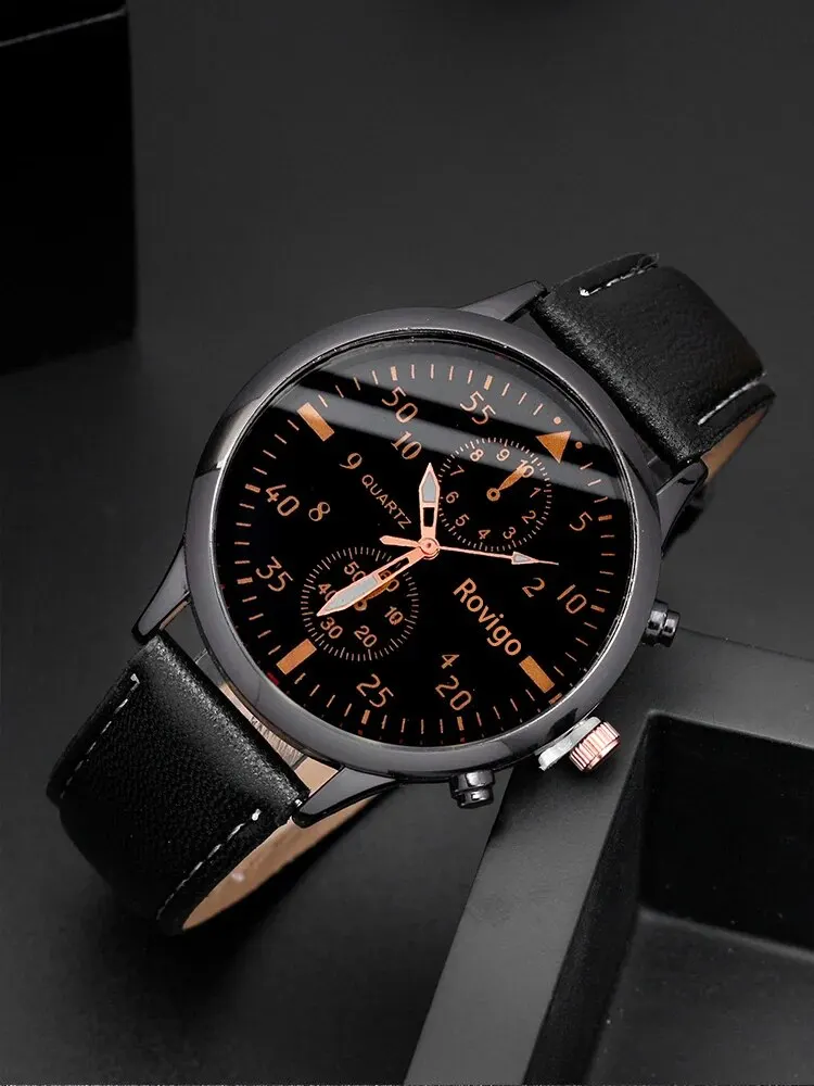 Quartz Watch 4pcs Men and Women Couple Watch with Love Pendant Necklace