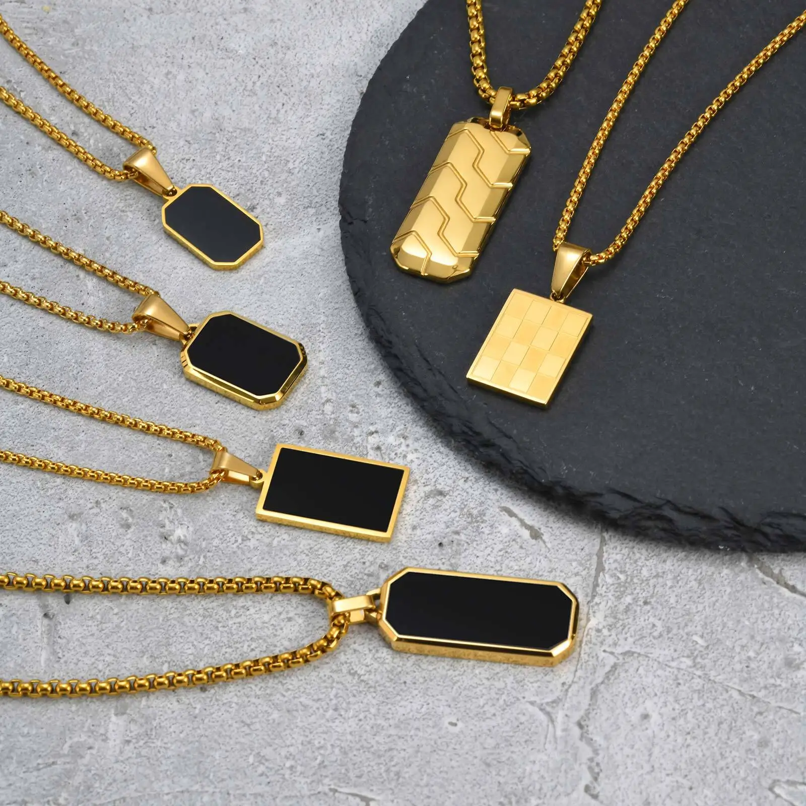 Vnox Geometrische Anhänger-Halsketten für Jungen, einfache quadratische Erkennungsmarke aus Edelstahl, Retro-Halsband-Schmuck, Geschenk für Ihn – Detail 14