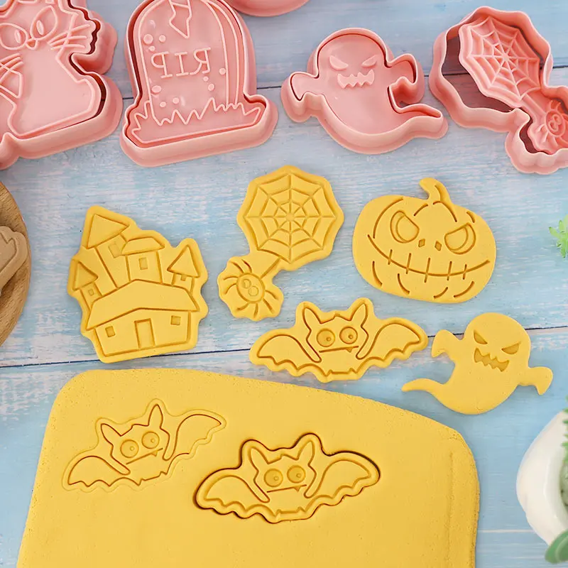 Lot De 8 Emporte-pièces Pour Halloween,Moule à Biscuits Halloween,Emporte Piece Patisserie 3D Plastique Moule,chauve-souris,chat,tête De Mort,fantôme,pour Décorations D'Halloween