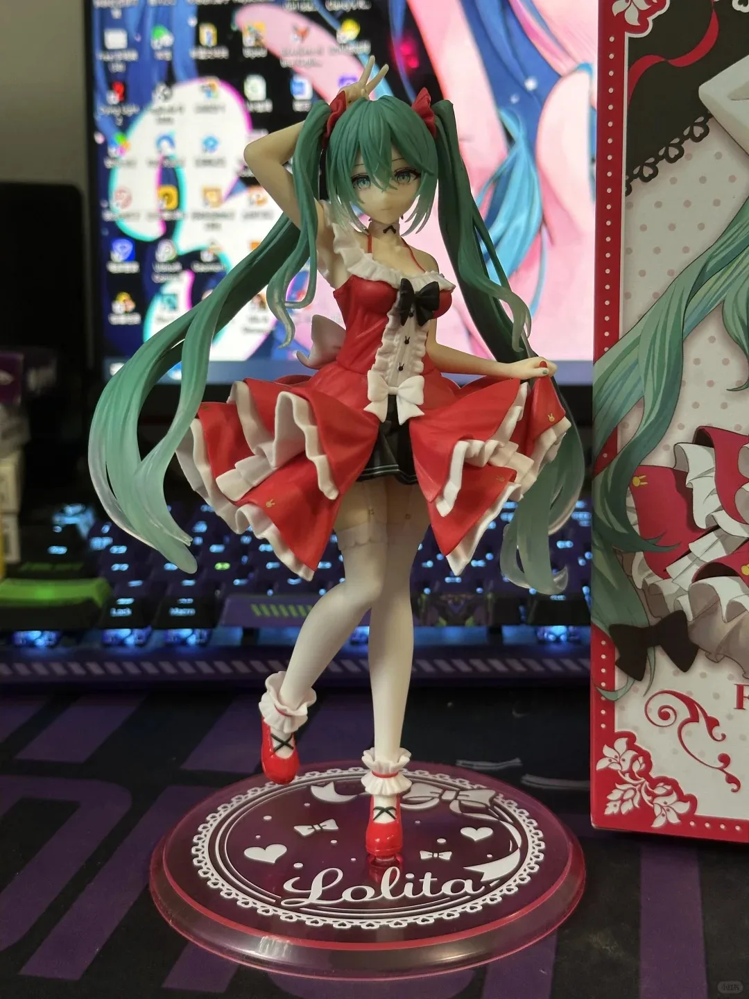 - Hatsune Miku Figure