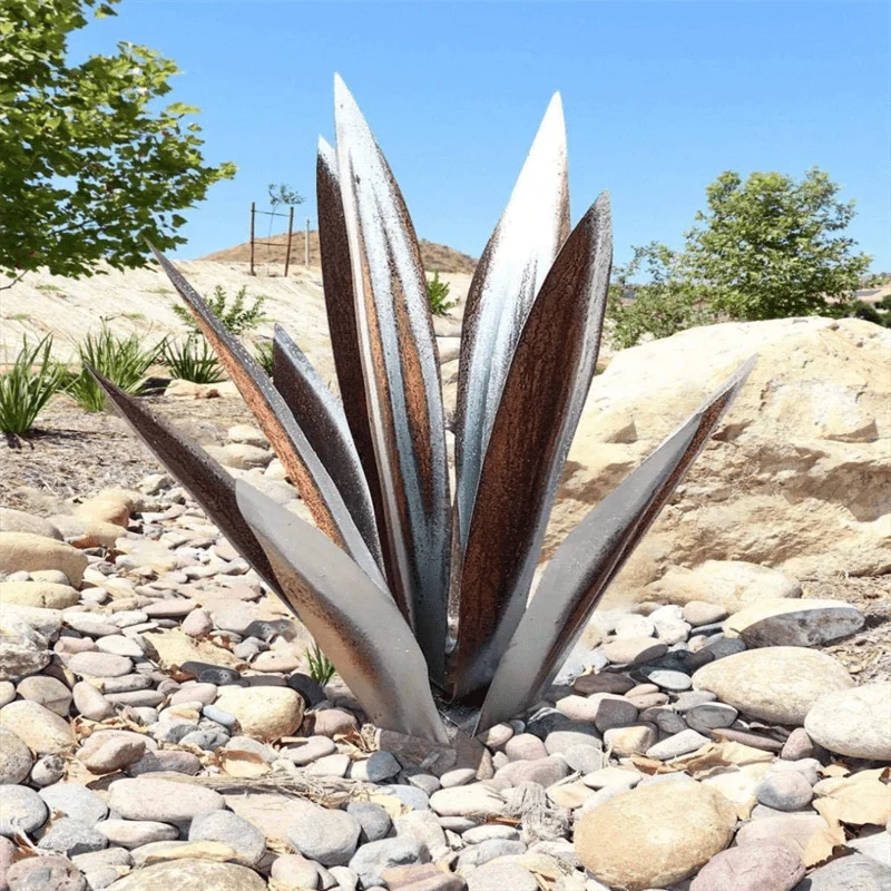 

Grasteay Retro Agave Plant Garden Decor Metal Tequila Art Sculpture for Home Patio Stakes Ornaments Yard Garden Decoration