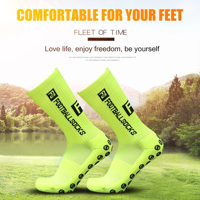 Shuwnd Round Silicone Suction Football Socks