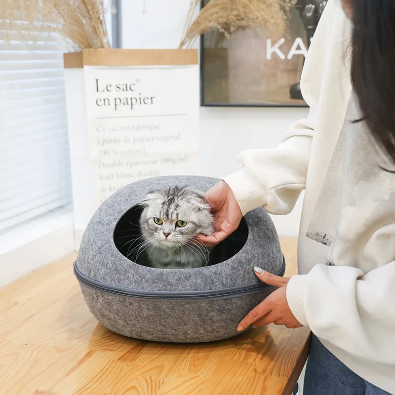 

Cat Bed Artificial Felt House Breathable Semi Enclosed Pet Cave for Cats Sleeping Bag With Nest Cushion Eggshell Detachable