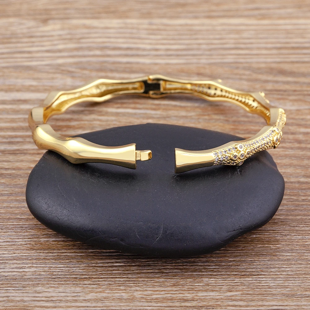 Buy New Party Wear High Quality Ad Stone Simple Gold Bracelet Designs for  Girl