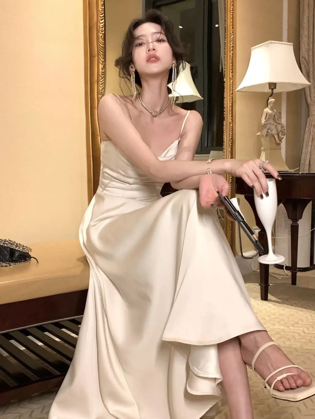 New Summer Satin Midi Dress Women Slim Spaghetti Strap Elegant Party Dresses Wedding Evening Birthday Backless Prom Robe Clothes