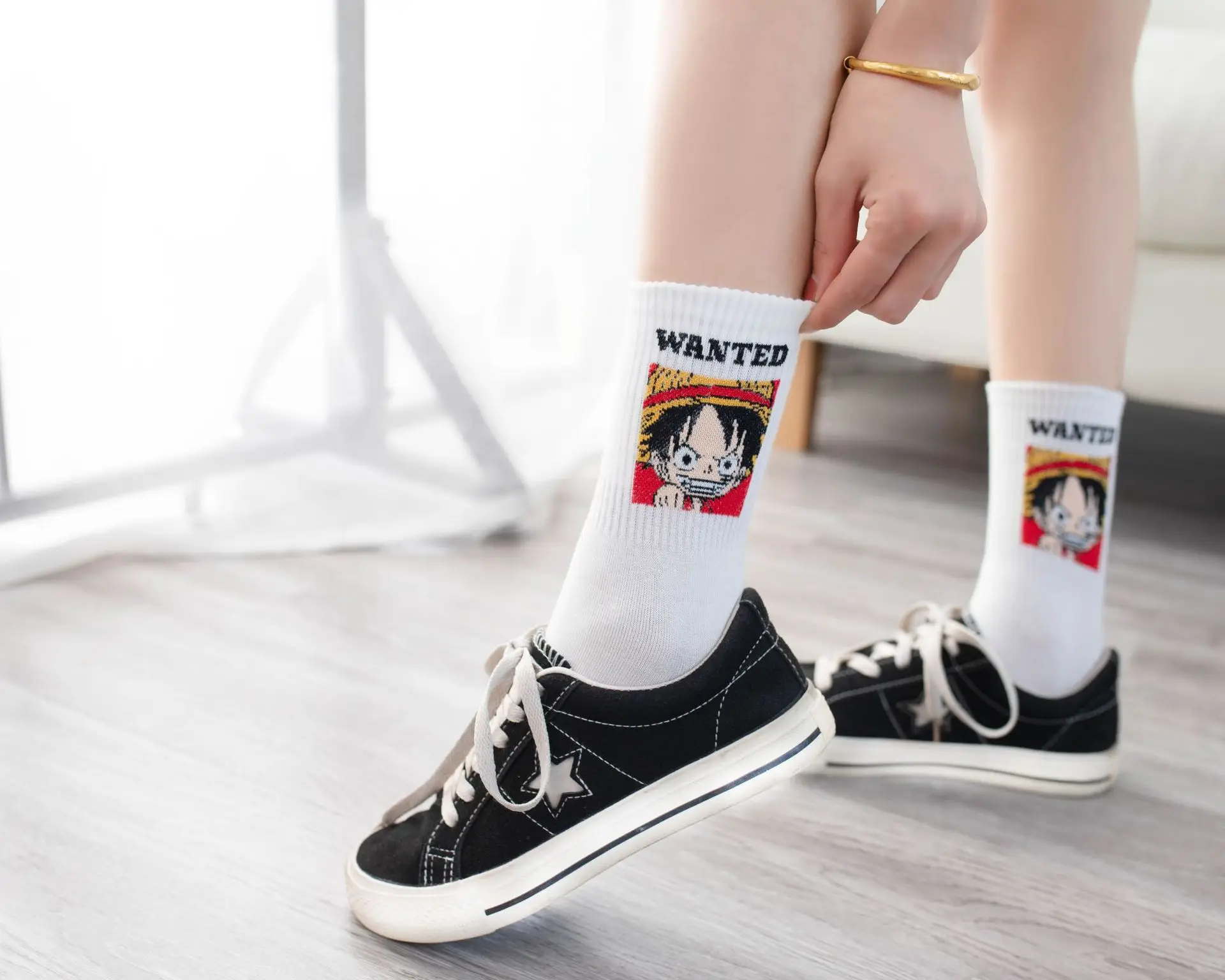 Anime Socks Anime Stockings 5Pair Anime One Piece Socks Cartoon Luffy Chopper Student Cotton White Long Short Boat Socks Printed Knitted Children Gift